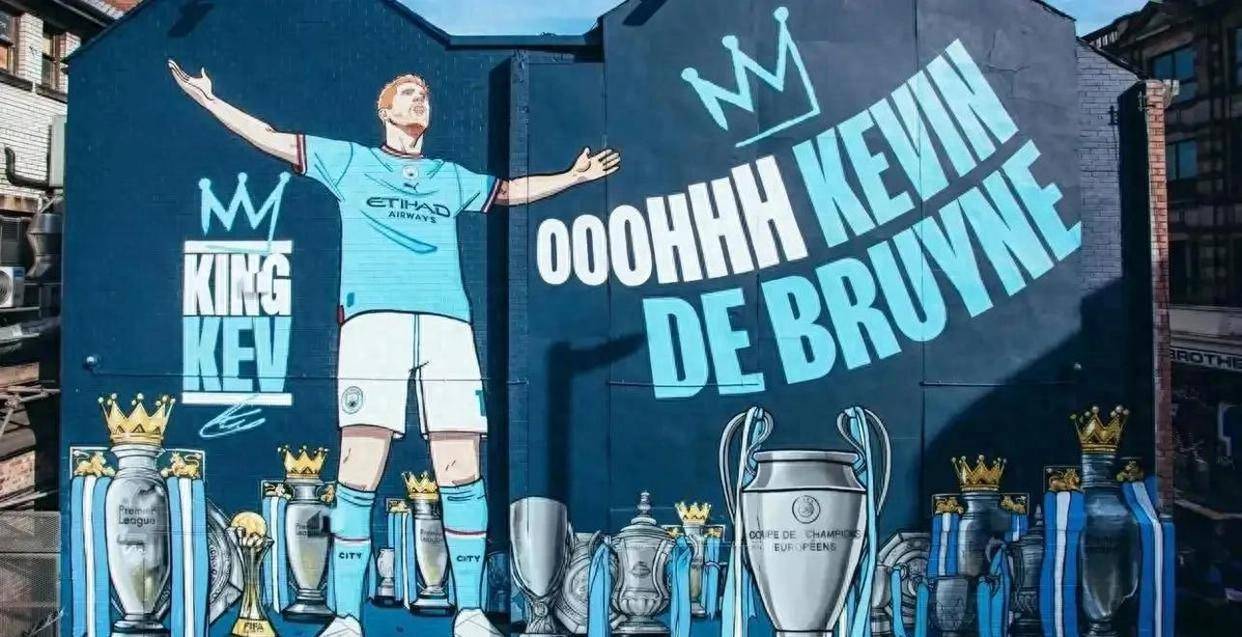 们对他的首 们对他的首