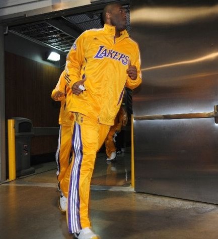 随着游泳运 随着游泳运