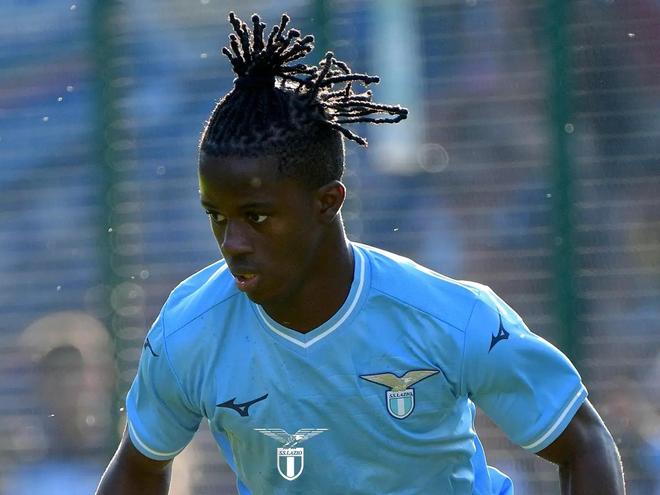 赛场上取得 赛场上取得