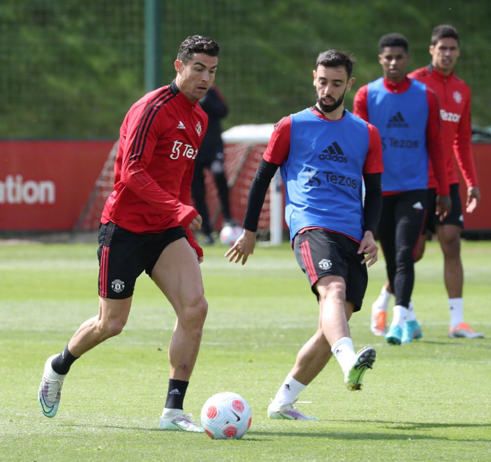 仅汇聚了世 仅汇聚了世