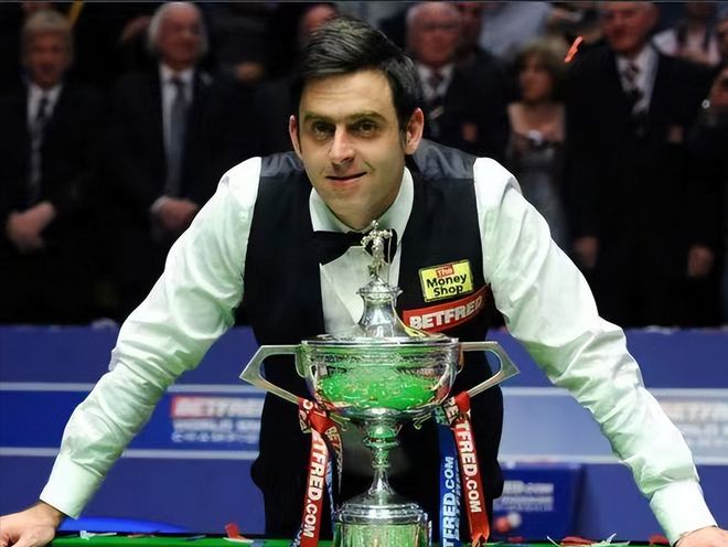 快船核心射手博格丹诺维奇遭受腿筋撕裂，无缘今年欧锦赛